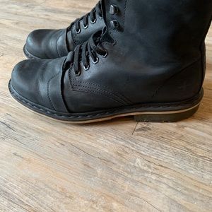 Dr. Martens Men’s black Boots size 11.